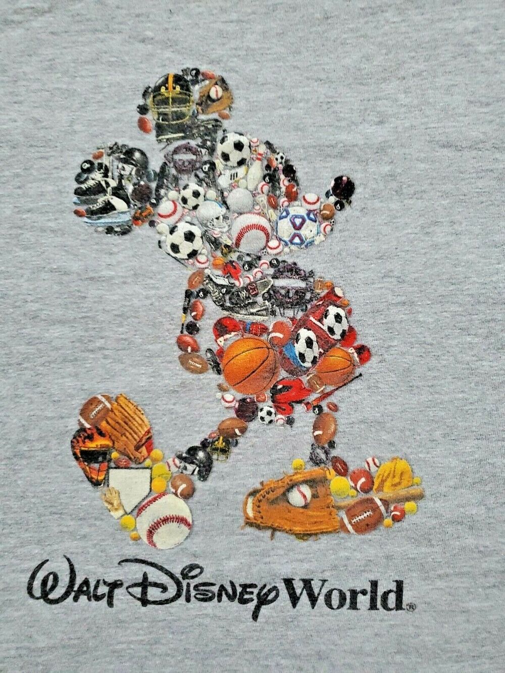 Disney World Parks Graphic T- Shirt Sz Small Mickey Game On Sports AOP Y2K Hanes